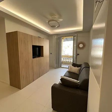 Apartment T2 Carre D'or Nice